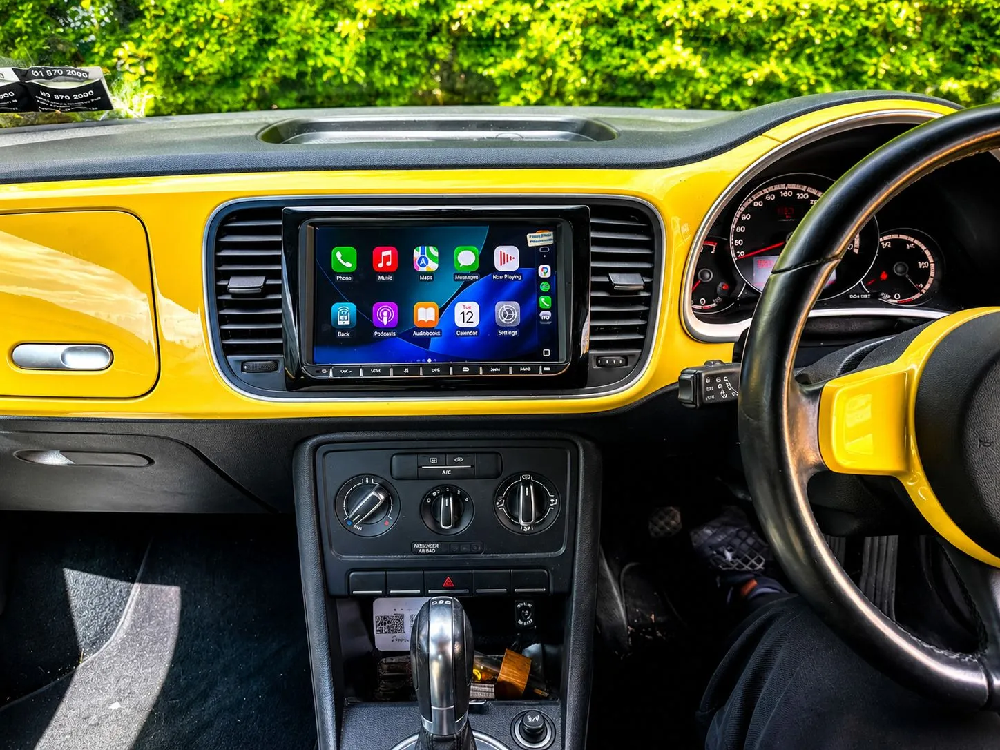 Volkswagen Beetle 2015 CarPlay Installation